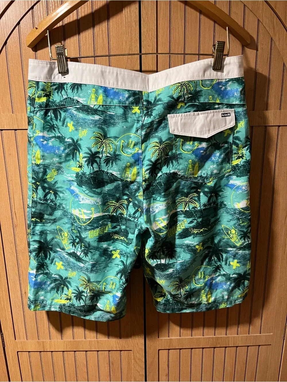 Hurley men board